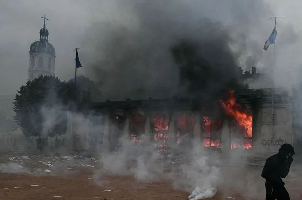 France protests - live: Lyons tourist office set on fire as rallies turn violent