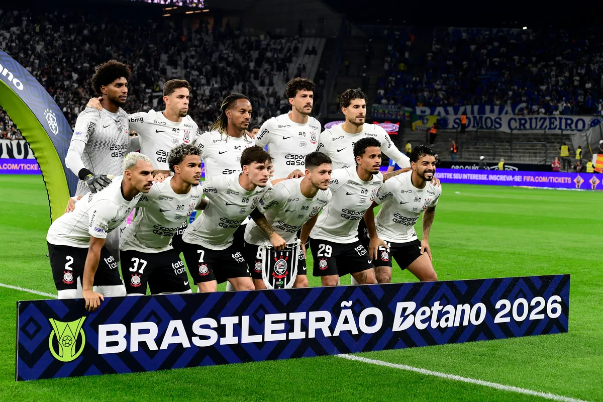 Atuações do Corinthians: Gustavo Henrique marca de voleio, mas não evita derrota; dê suas notas