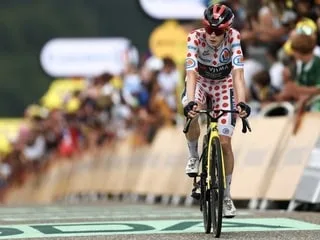 Jonas Vingegaard, victime d’une fracture de la clavicule sur le Tour de France, met un terme à sa saison