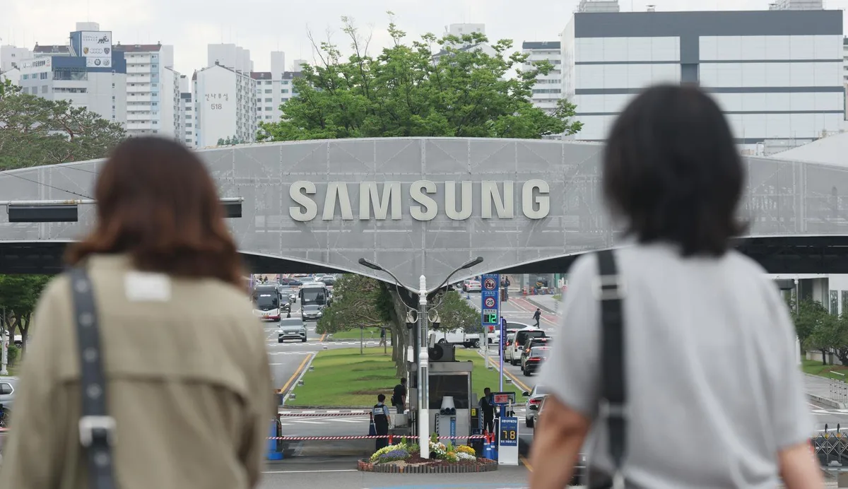 반도체 초호황으로 수출 증가세지만…상위 5대 기업 50.2% 차지