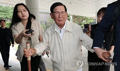 이만희 신천지 총회장 구속집행정지 한차례 연장…11일까지