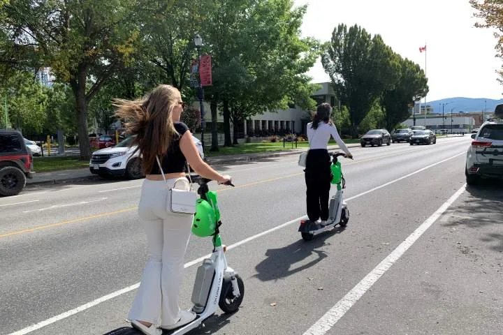 B.C. municipal leaders call for ‘uniform approach’ to e-scooter use