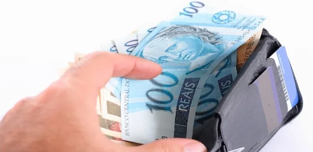 Lotofácil sorteia prêmio de R$ 2 milhões; veja dezenas