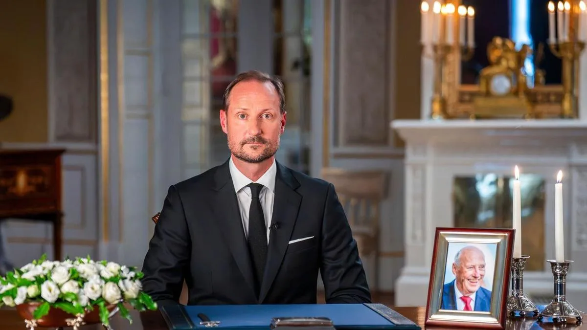 Norway's new King Haakon honours 'dear father' Harald