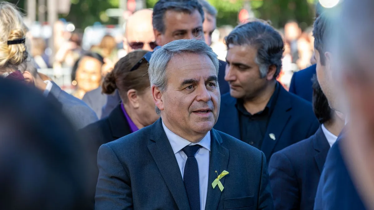 Xavier Bertrand, figure de la droite et président de la Région Hauts-de-France, annonce sa candidature à l'élection présidentielle