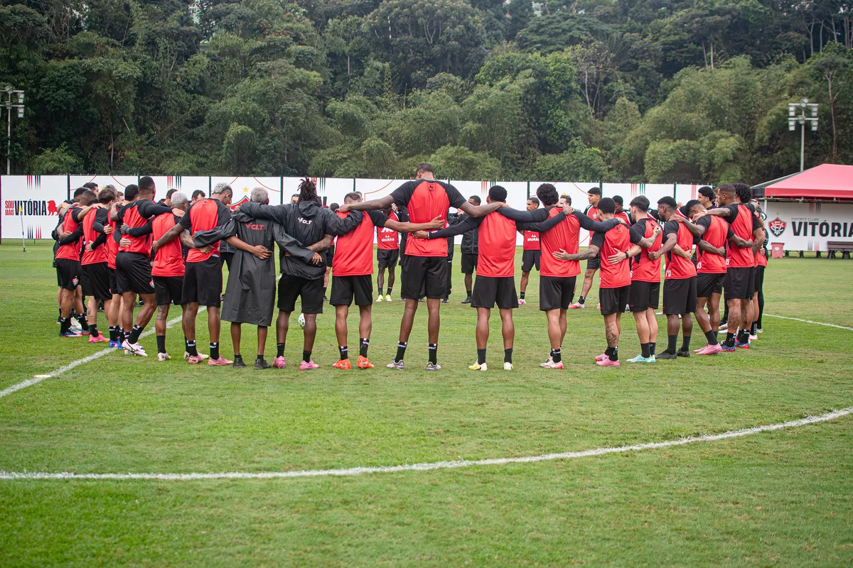 Jair Ventura lamenta lesão de atleta: "Estará fora um grande tempo"