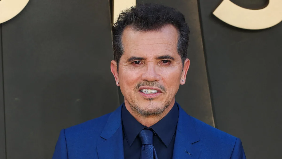 “No sabía que podía llegar hasta ahí”: John Leguizamo reveló que su rol en La Odisea de Nolan lo empujó a un derrumbe emocional
