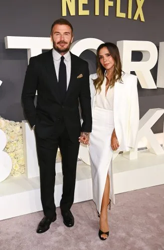 Victoria Beckham surpreende ao revelar onde se encontrava com David para manter romance em segredo; assista Victoria Beckham revela encontros secretos com David em estacionamentos: "Tudo em segredo"; assista! (Foto: Getty)