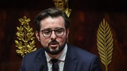 Écarté du PS, Philippe Brun tente de "rassembler des preuves de violences de la part de son ancienne collaboratrice"