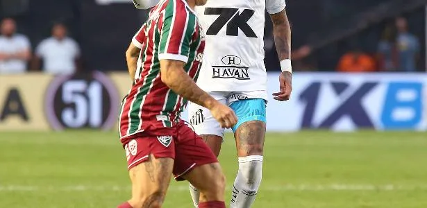 Vendido por R$ 30 mi, Soteldo revê amigo Neymar e o Santos em baixa no Flu