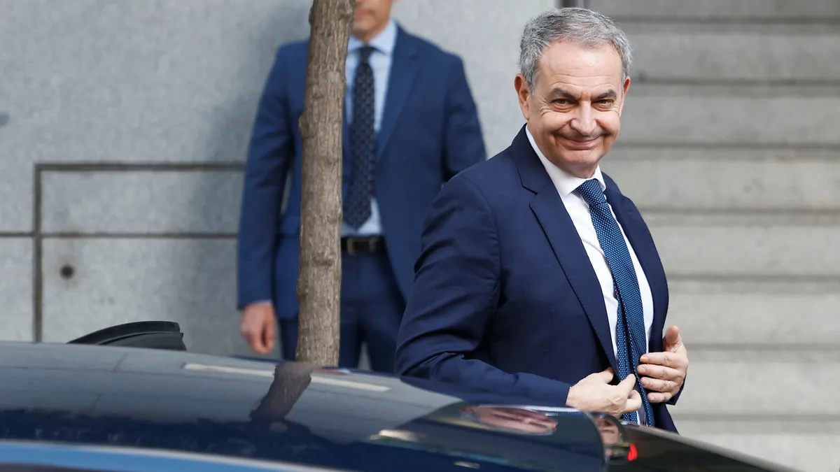 Un juzgado investiga las filtraciones sobre las agendas y conversaciones personales de Zapatero en el ‘caso Plus Ultra’