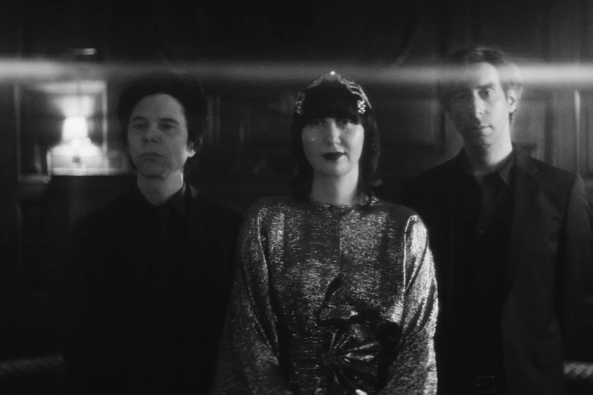 Yeah Yeah Yeahs Unveil Live Album Recorded at London’s Royal Albert Hall