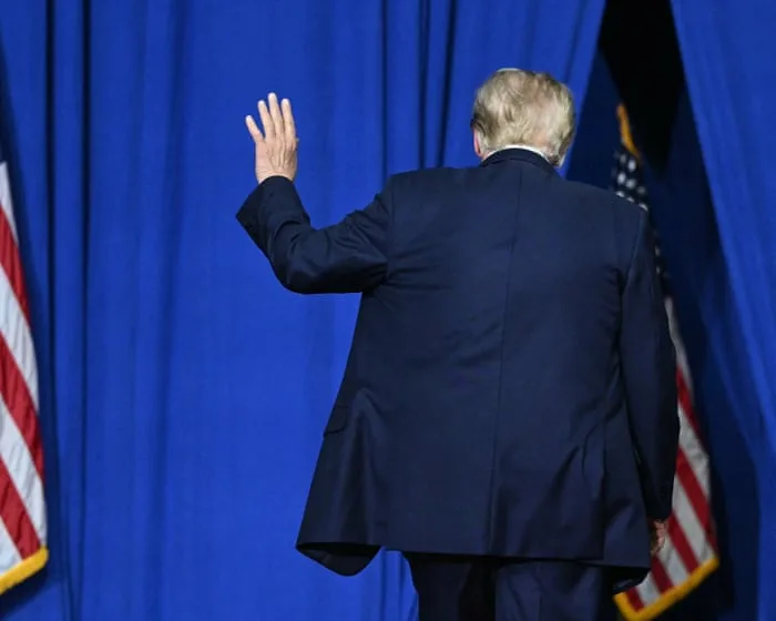Trump’s midterm campaign theme is unrequited love | Sidney Blumenthal