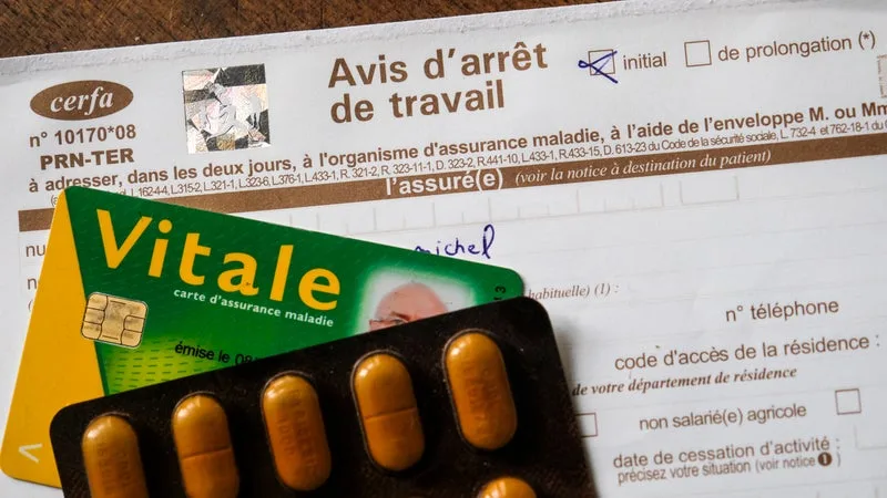 Un seul jour de carence dans le public contre trois dans le privé, est-ce une inégalité face aux arrêts maladie? En réalité, près de la moitié des entreprises privées indemnisent leurs salariés