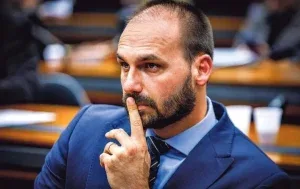 Corte Suprema de Brasil gira orden de captura contra Eduardo Bolsonaro