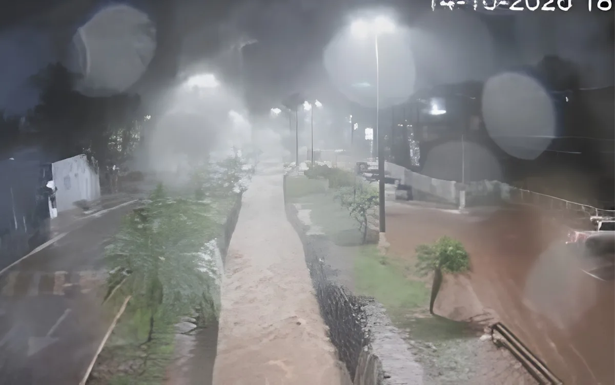 Chuva deve ganhar ainda mais força e ser acompanhada de ventos de até 70 km/h; veja cidades