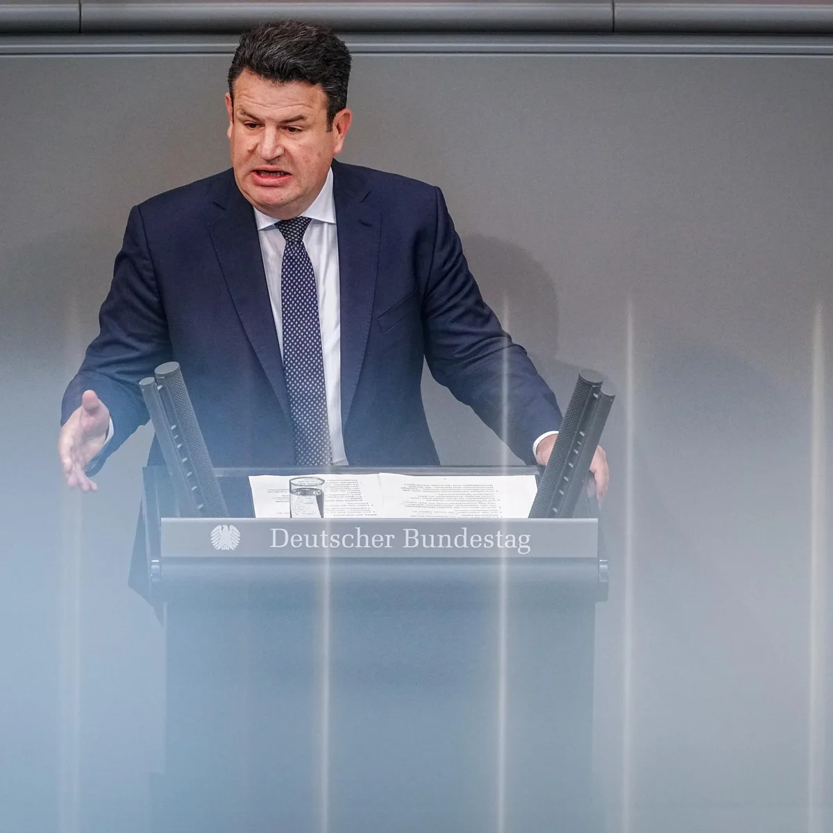 Nach Bas‘ Rückzug - Heil über Kandidatur zum SPD-Vorsitz: "Ich kann es nicht ausschließen, dass ich antrete."