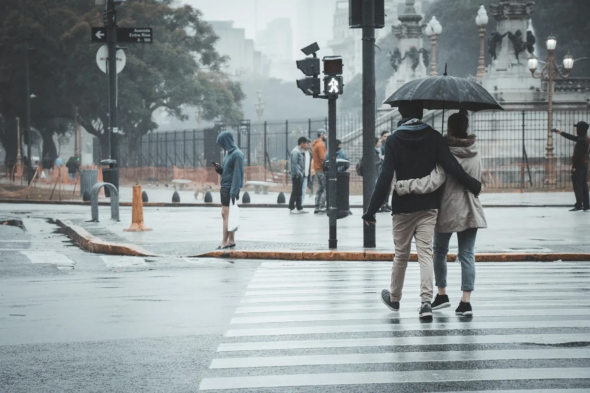 O tempo vai mudar neste domingo? Prepare o casaco e o guarda-chuva; confira a previsão