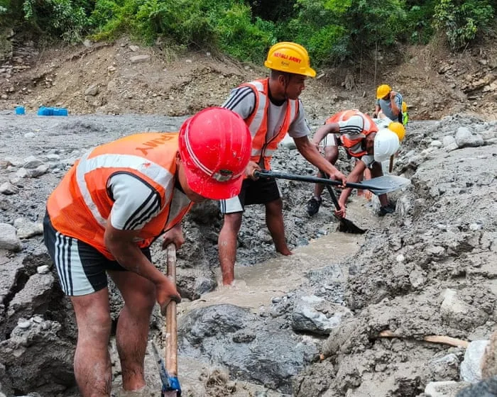 Family plea for more Nepal aid; the scourge of sexual choking; and Keating’s legacy