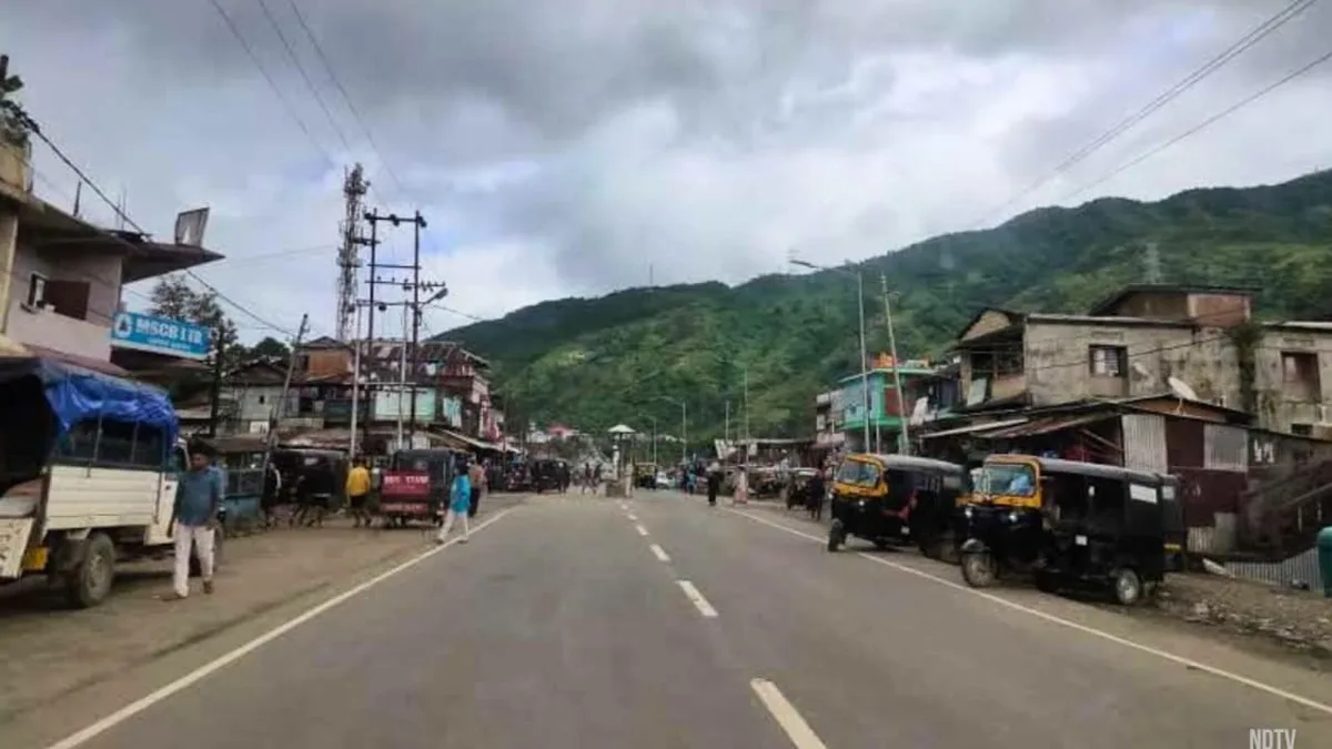 "Forgive, Forget": Bus Service Between Imphal, Guwahati Resumes After 3 Year