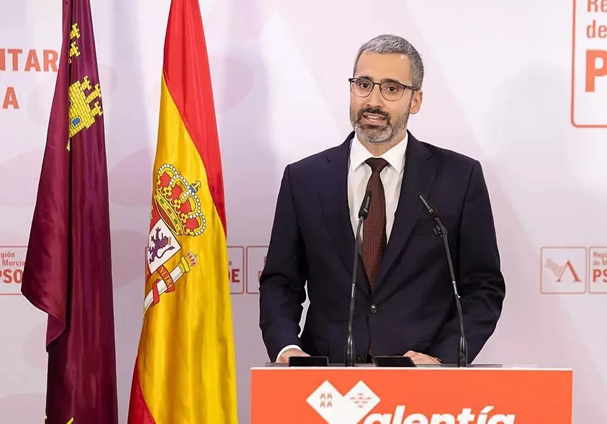 El PP exige la dimisión del delegado del Gobierno en Murcia por «no ser capaz» de parar la llegada de pateras a la región