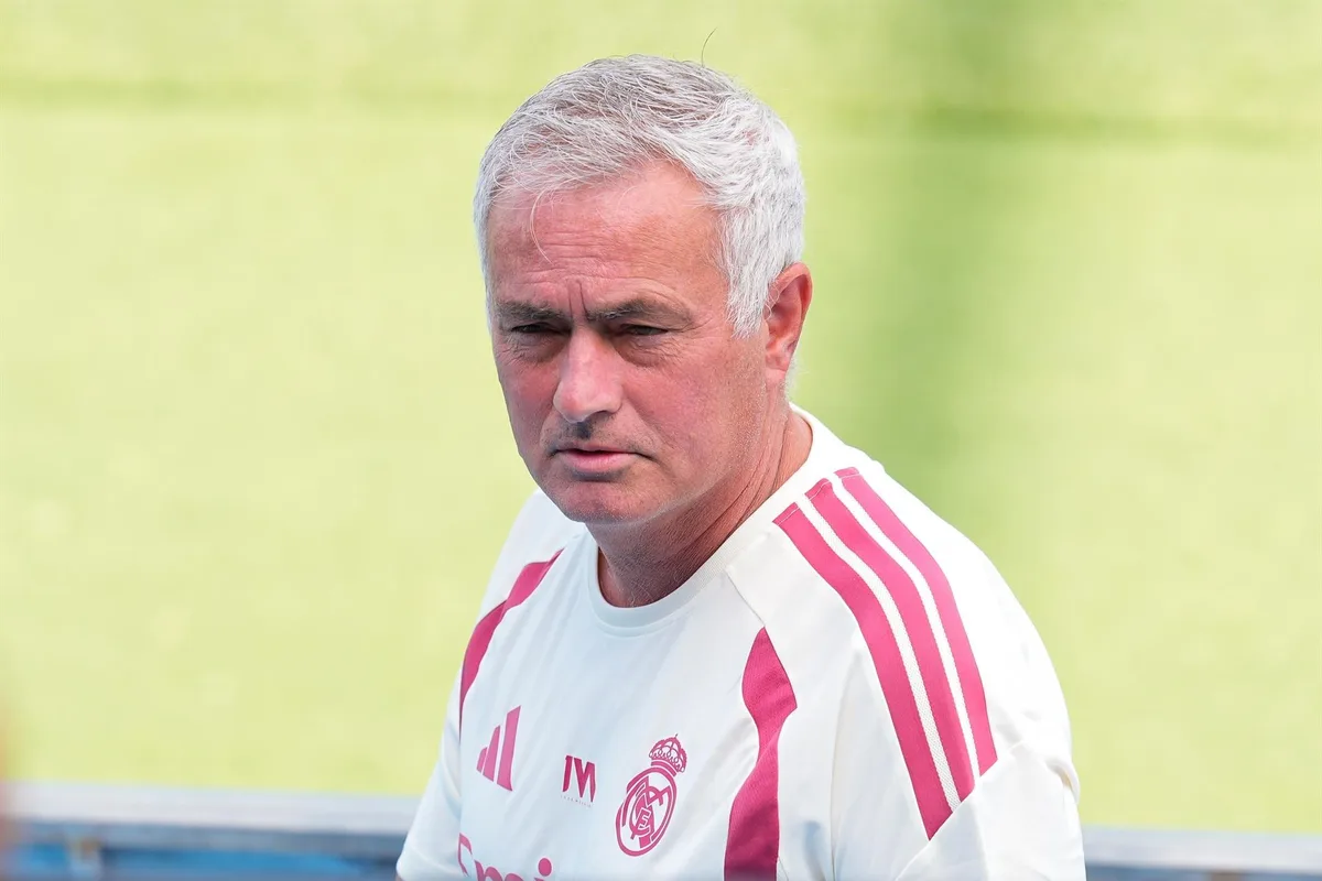 José Mourinho confiesa la serie a la que más se ha enganchado últimamente: “No me siento identificado, pero él es un fenómeno”