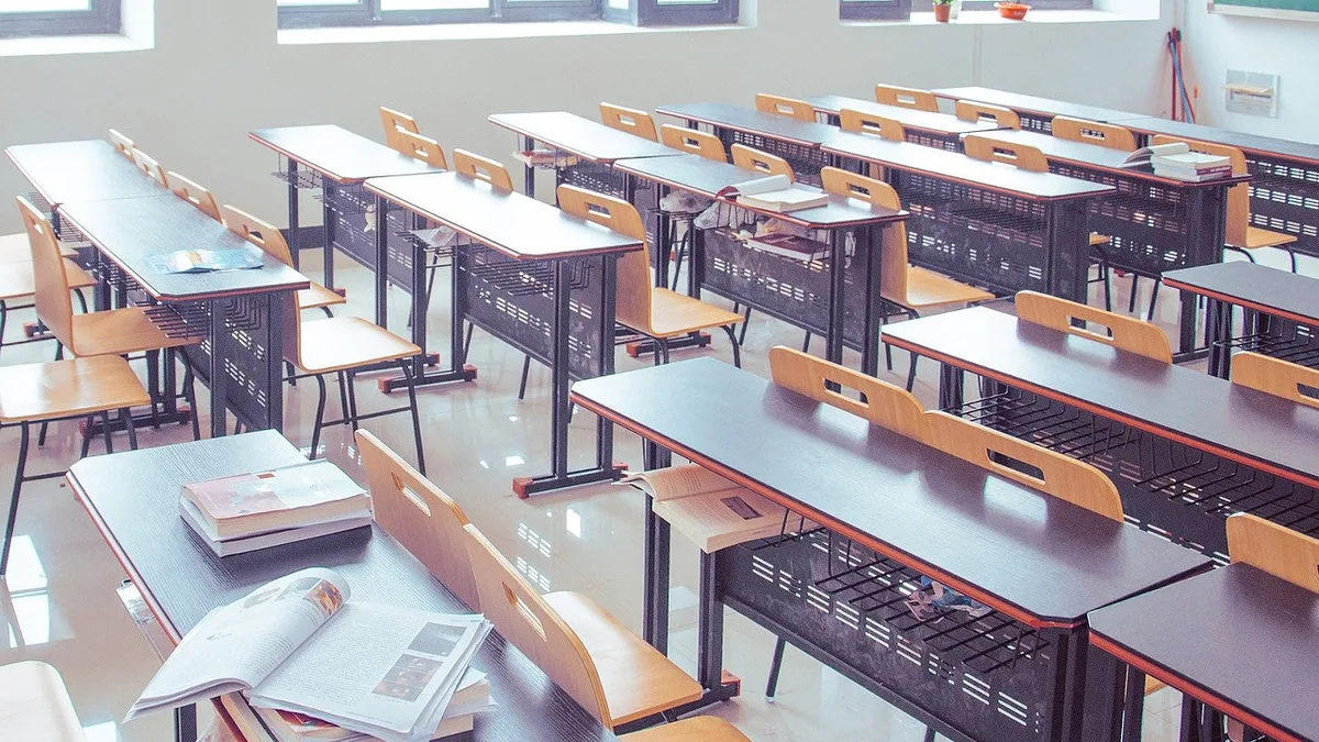 Da escola às 7h até às 20h: há cada vez mais municípios a alargar horários para ajudar os pais