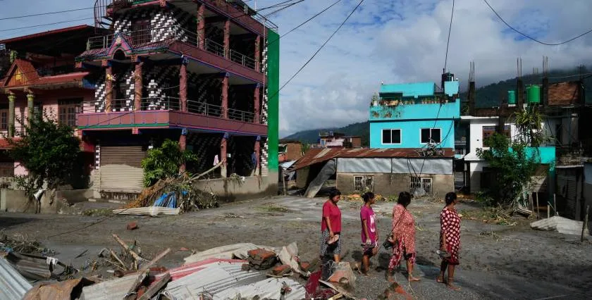 Australians remain among missing as Nepal death toll rises