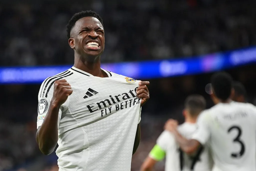 Vini Jr. critica suspensão, admite má fase no Real Madrid e promete reação: “Vini sempre volta”