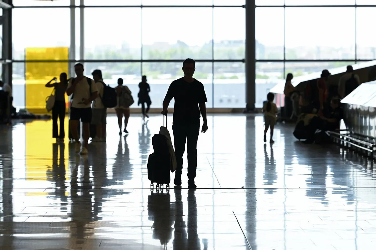 Los controles fronterizos a viajeros procedentes de Italia afectan ya a más de 6.000 personas