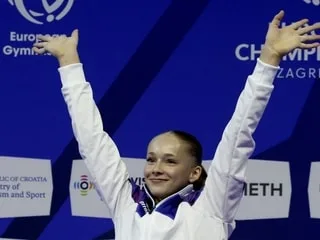 Mondiaux de gym. La sélection de l’équipe de France féminine avec Elena Colas