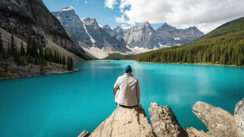 What every traveller needs to know about going away solo