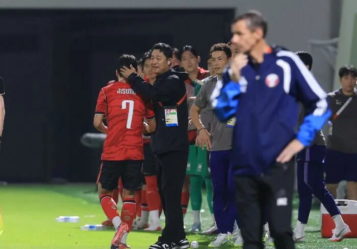 '4-1 완승'에도 냉정한 이민성 감독 "집중력 저하로 실점, 우승 위해 반드시 개선해야 해"[카타르전]