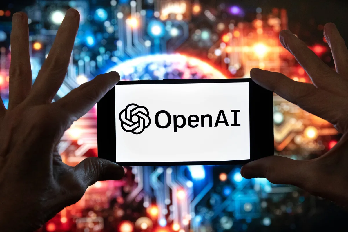 Revelan la identidad del presunto espía en OpenAI: es un ingeniero saudita y ya compareció ante la Justicia