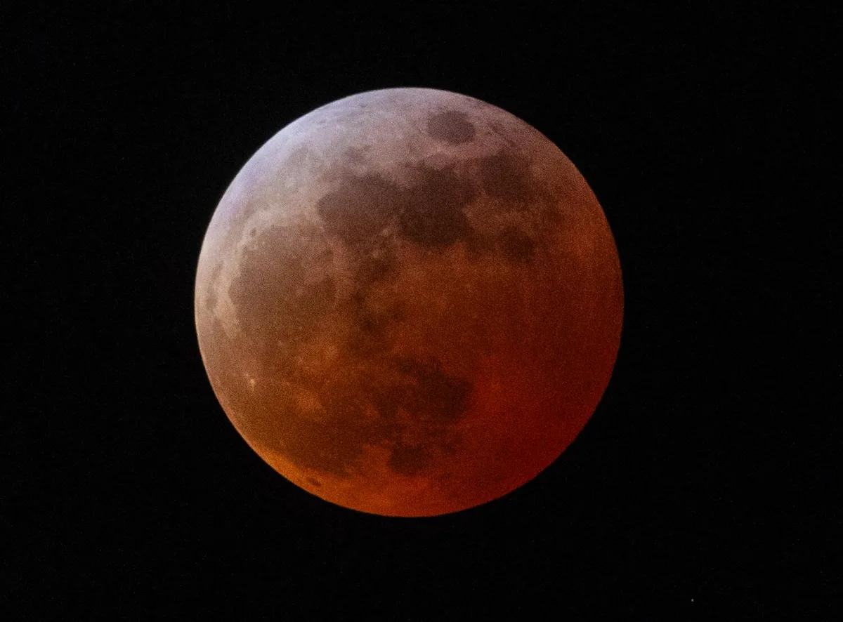 Southern California has front-row seat for partial 'blood moon' eclipse: When to get the best view