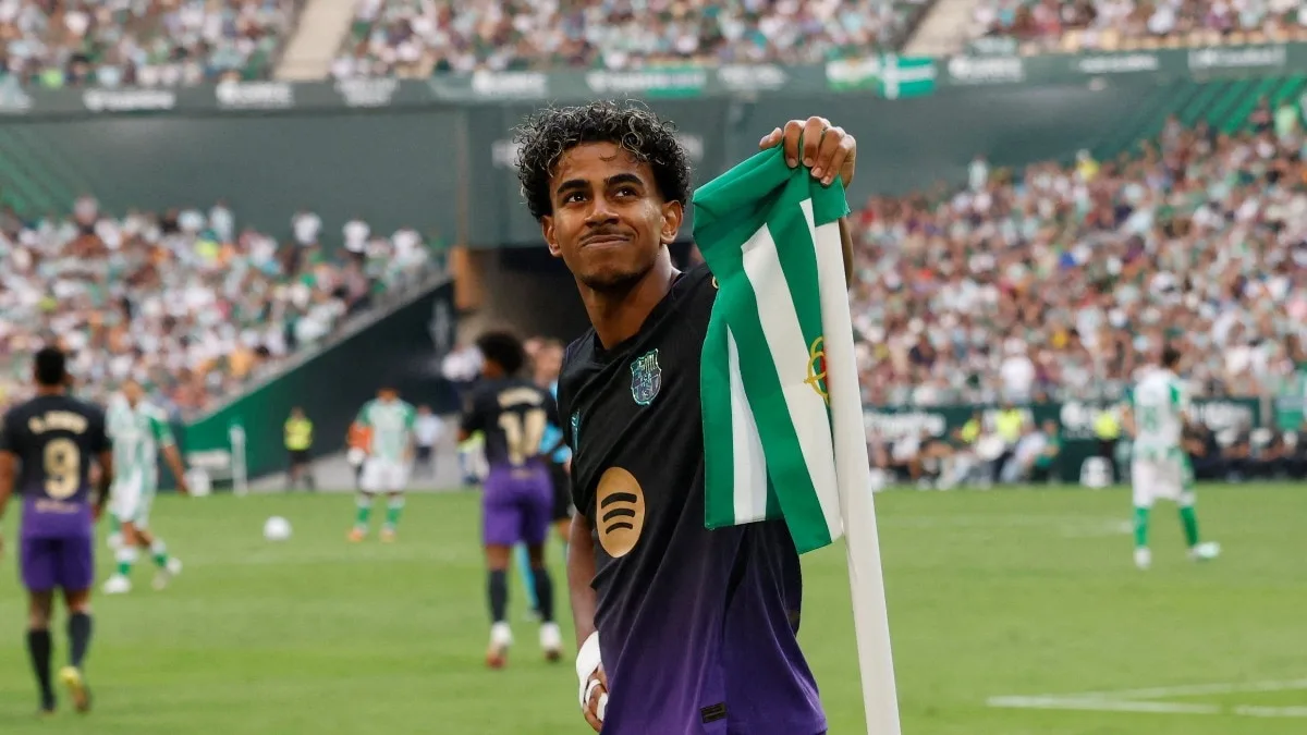 With shades of Lionel Messi, Lamine Yamal leads Barca's 5-2 rout of Betis