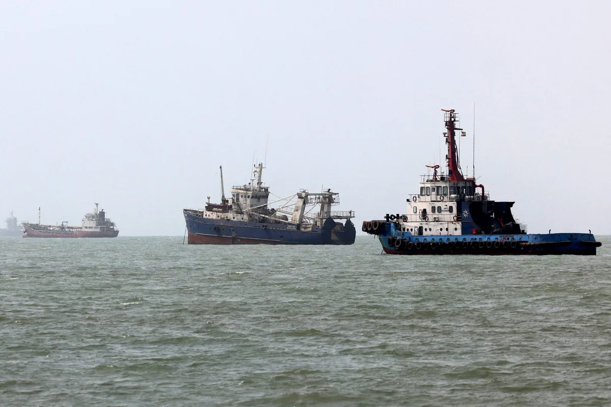 Covert mideast oil flows are keeping global prices in check