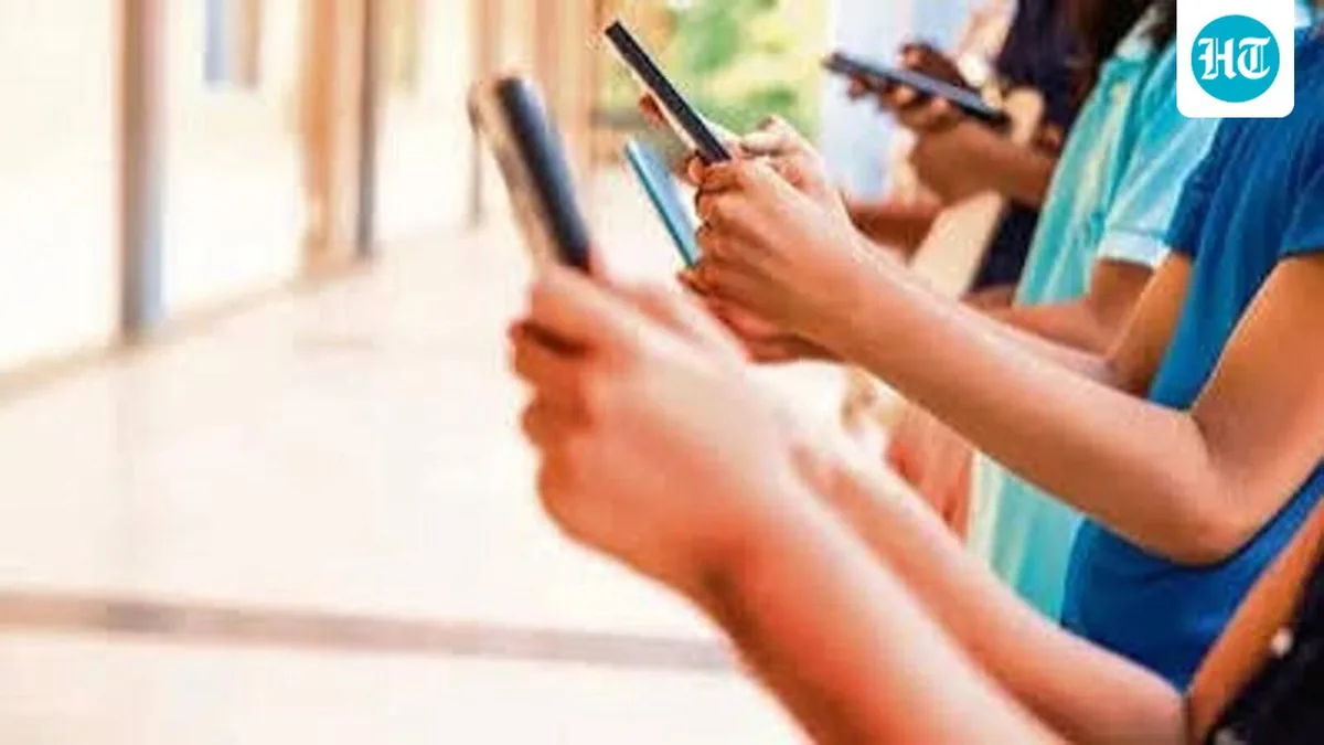 SC seeks Centre’s response to plea for restrictions on children’s social media access
