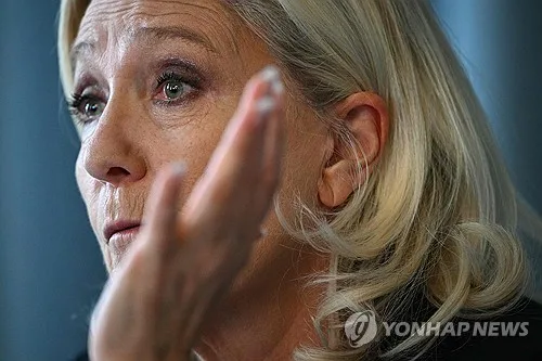 프랑스 극우 르펜 "대통령 되면 6개월 내 우크라 지원 중단"(종합)