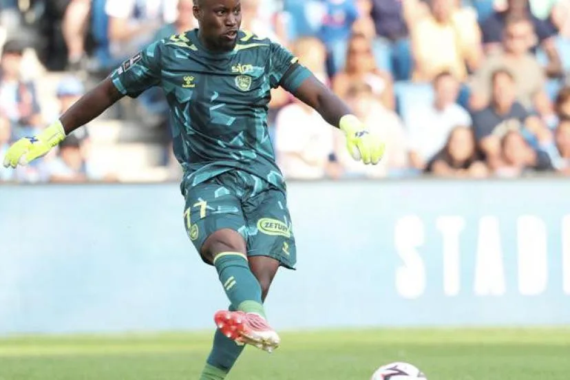 Avec le départ attendu de Mory Diaw, Lionel Mpasi a saisi sa chance et rassuré sur sa fiabilité dans le but du Havre malgré la défaite contre Monaco