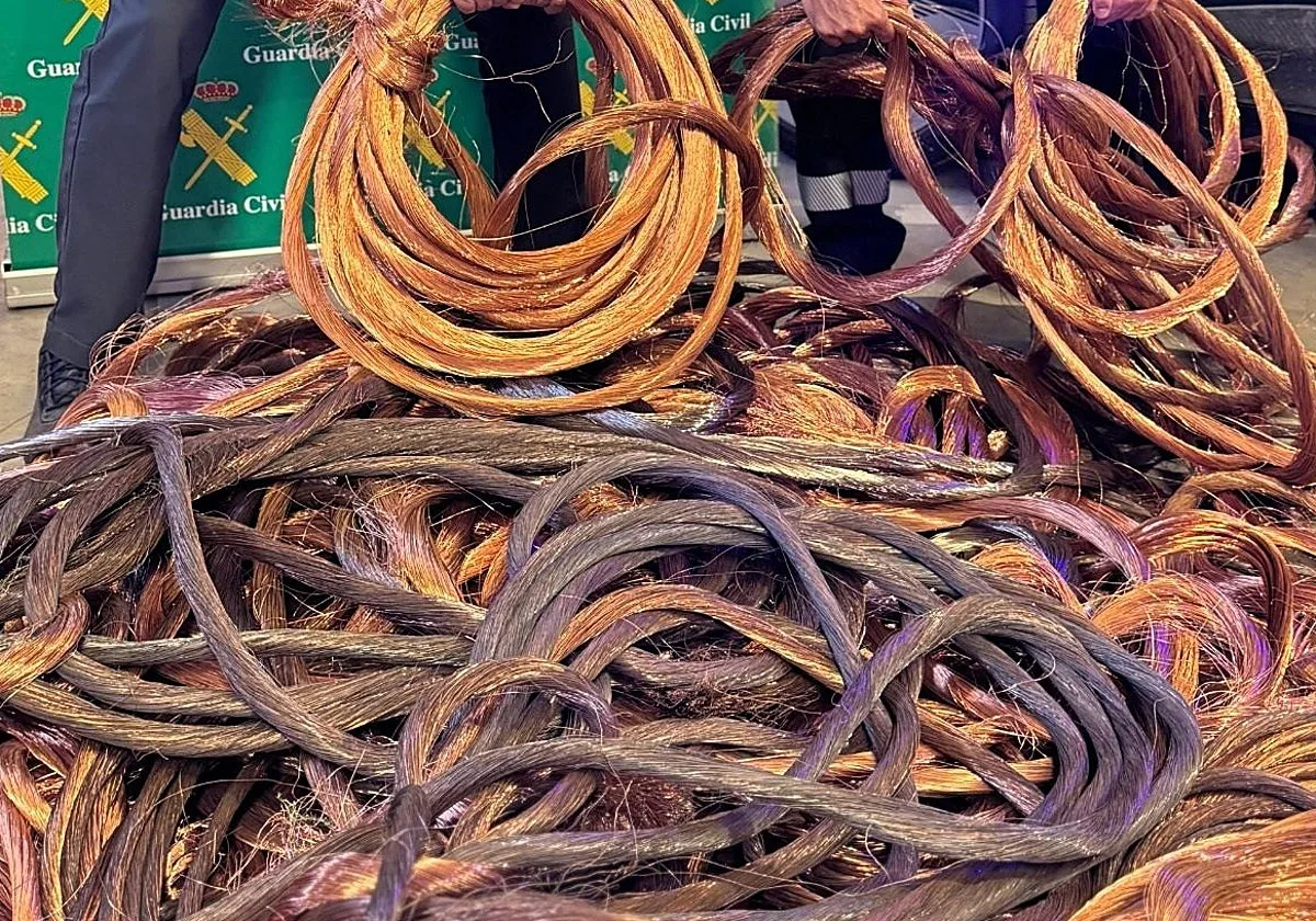 Tres detenidos por la sustracción de 900 kilos de cable de cobre en Medinaceli (Soria)