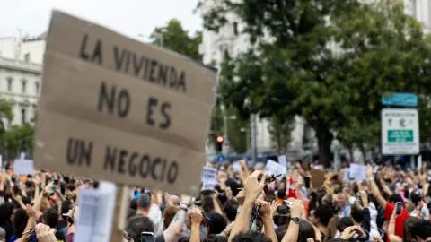 La realidad de la vivienda en términos de pobreza: Madrid presenta un "sobreesfuerzo residencial" al pagar el alquiler