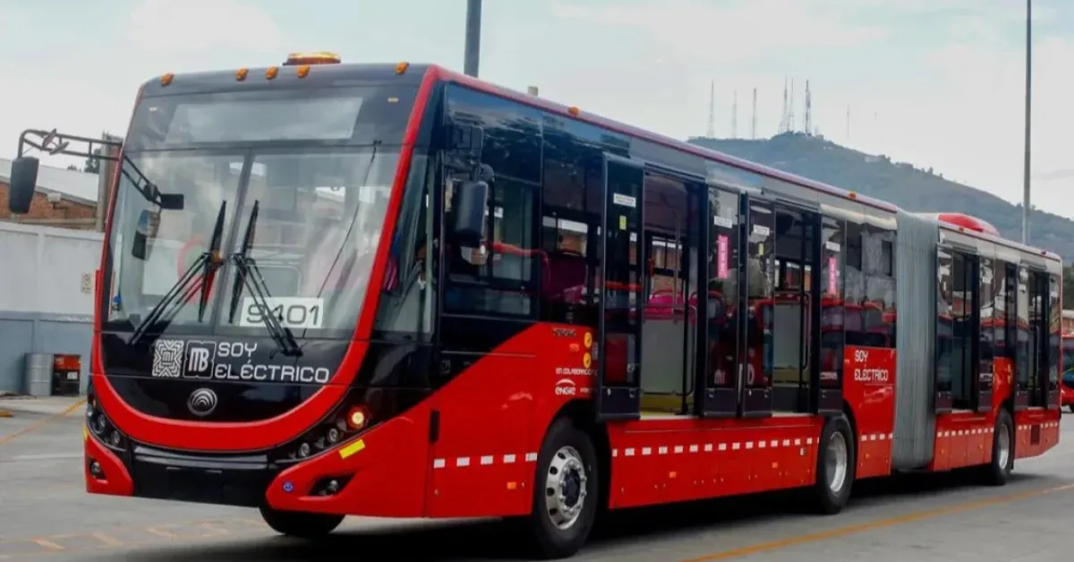 Estas son las marcas chinas de autobuses eléctricos que ya circulan en el Metrobús de CDMX