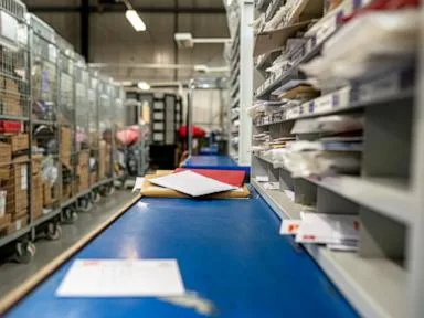 Feds investigating letters with 'suspicious substances' sent to congressional offices