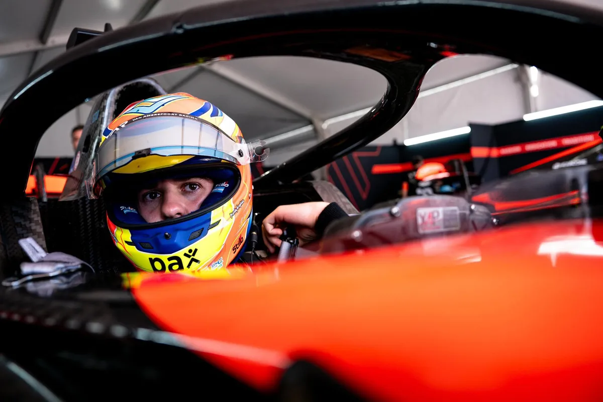 Las razones que empujaron a Varrone a cerrar, tres fechas antes del final de la temporada, su participación en la F.2