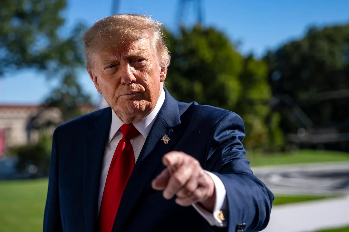 Trump anuncia un plan dotado con 6.600 millones de dólares para expandir la fabricación de submarinos