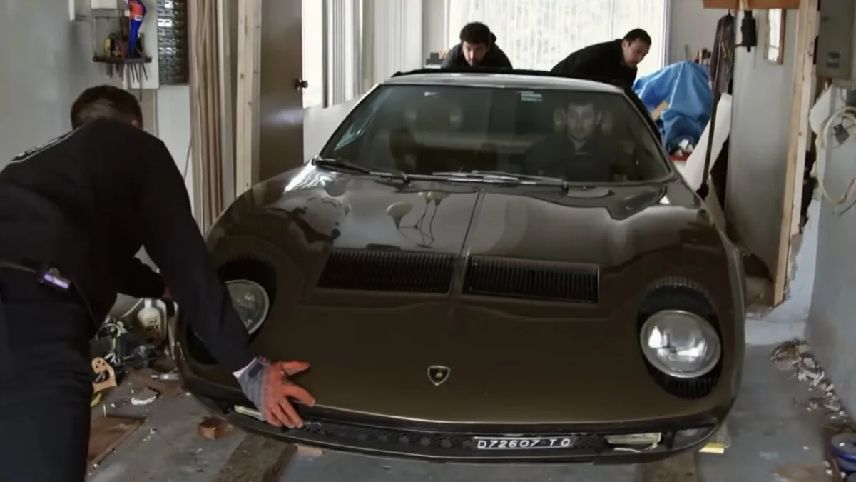 En los 80 pagó US$10.000 por un Lamborghini, lo guardó por 40 años en el living de su casa y lo vendió por US$2 millones