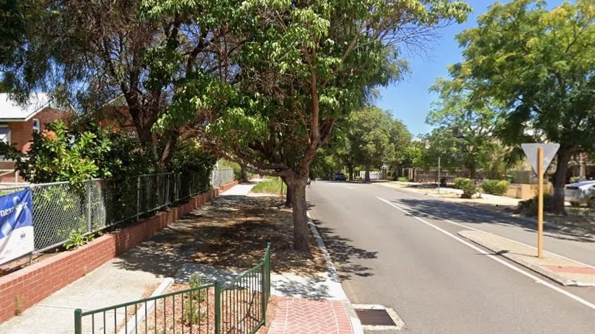 Perth parking: 10-hour parking restrictions considered to cope with West Leederville Primary School demand