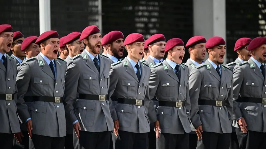 Personalzahlen: Bundeswehr erreicht Personalziel von 186.700 Soldaten