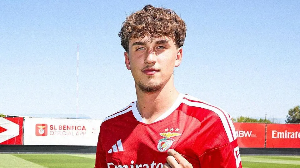 Benfica segura médio defensivo para o futuro